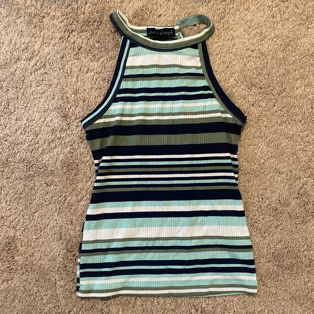 Cute 😍 - summer top, pre-loved, size medium